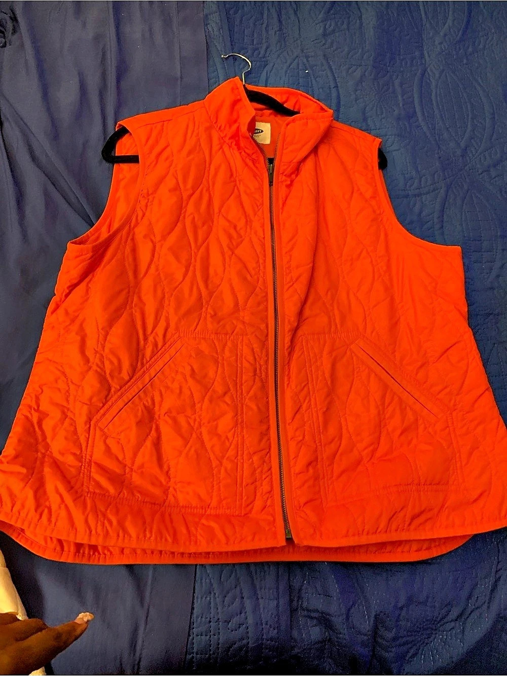Old Navy Quilted Puffer Vest in Orange Size XL Like New